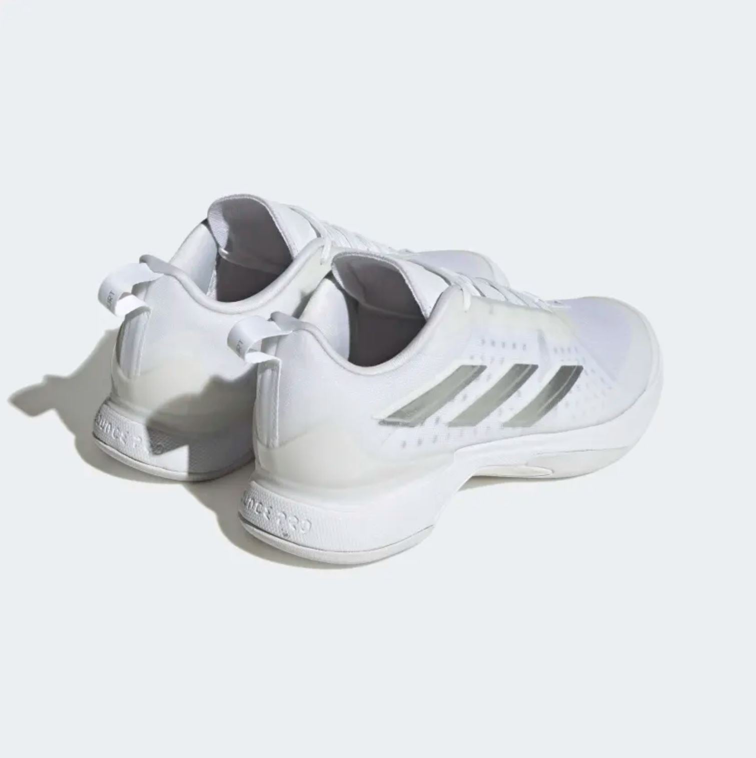 Adidas Avacourt schoenen (Cloud White/Zilver metallic/Cloud White)