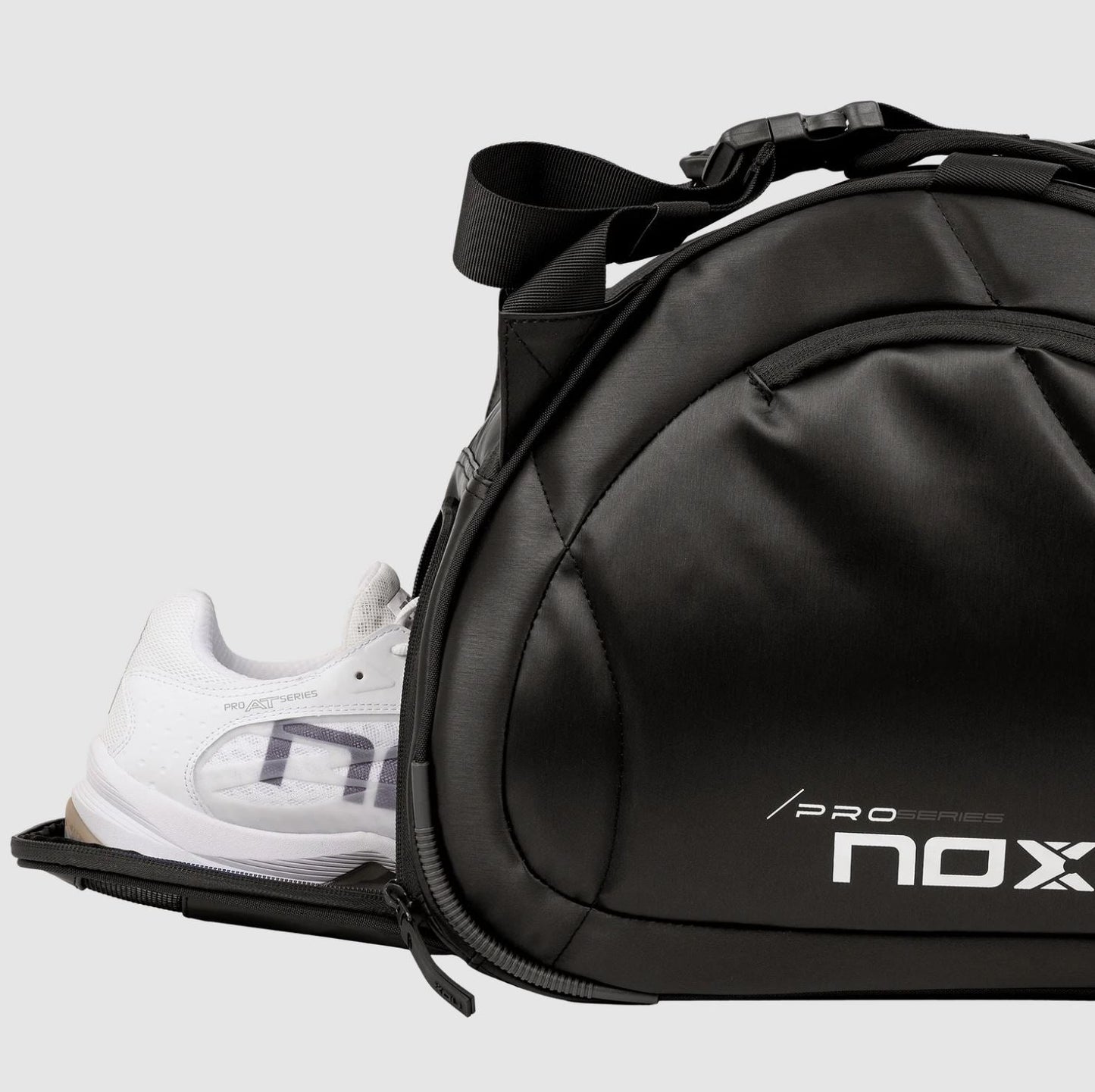 Nox Pro Series Padeltas (Zwart)