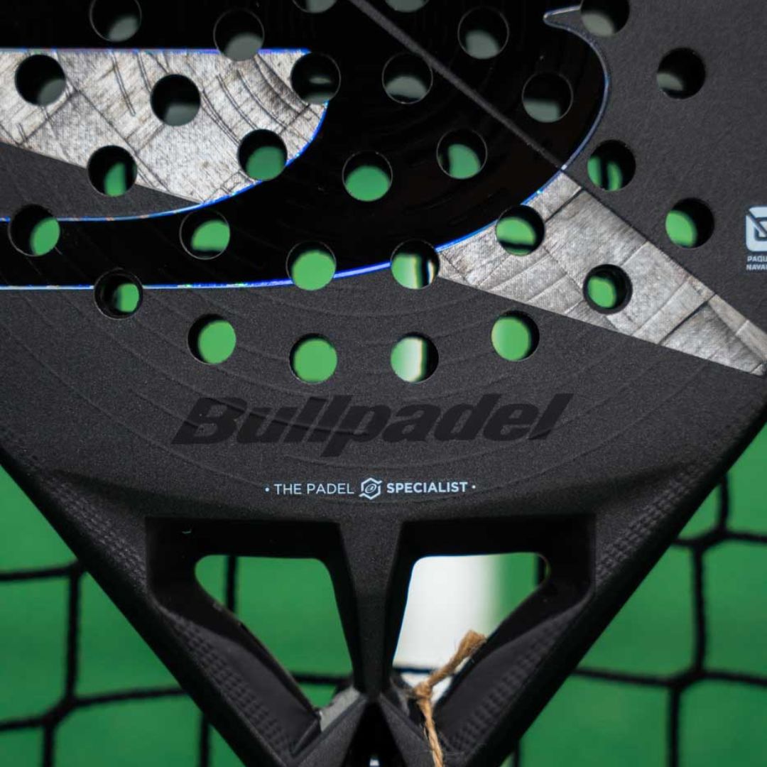 Bullpadel Hack 04 Hybrid 2026 Padelracket