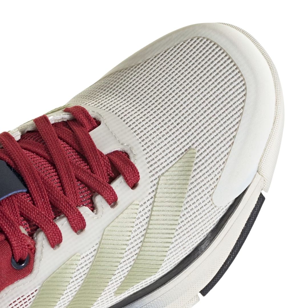 Adidas Crazyquick Boost Women Padelschoenen (Chalk White/Ice Gold Met./Team Victory Red)