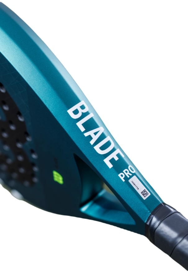 Wilson Blade Pro V3 Padel Racket - Padellife.nl