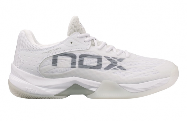 Nox AT10 Luxury Padel Schoenen (Wit)