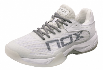 Nox AT10 Luxury Padel Schoenen (Wit)